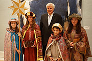 Ministerpräsident Horst Seehofer empfing Sternsinger aus fünf Gemeinden der Diozöse Passau am 30.12.2013 in der Staatskanzlei (gFoto: Martin Schmitz)